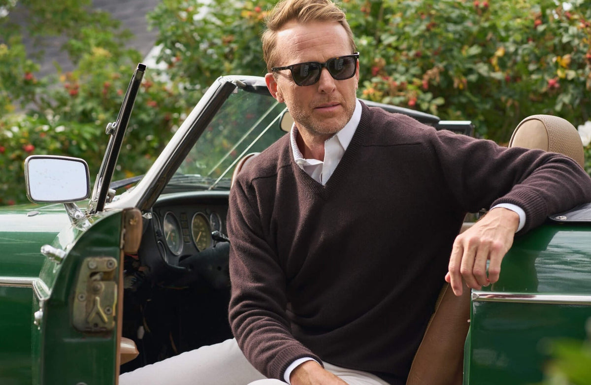 How to Style the Douglas: 3 Ways to Wear a Cashmere V-Neck