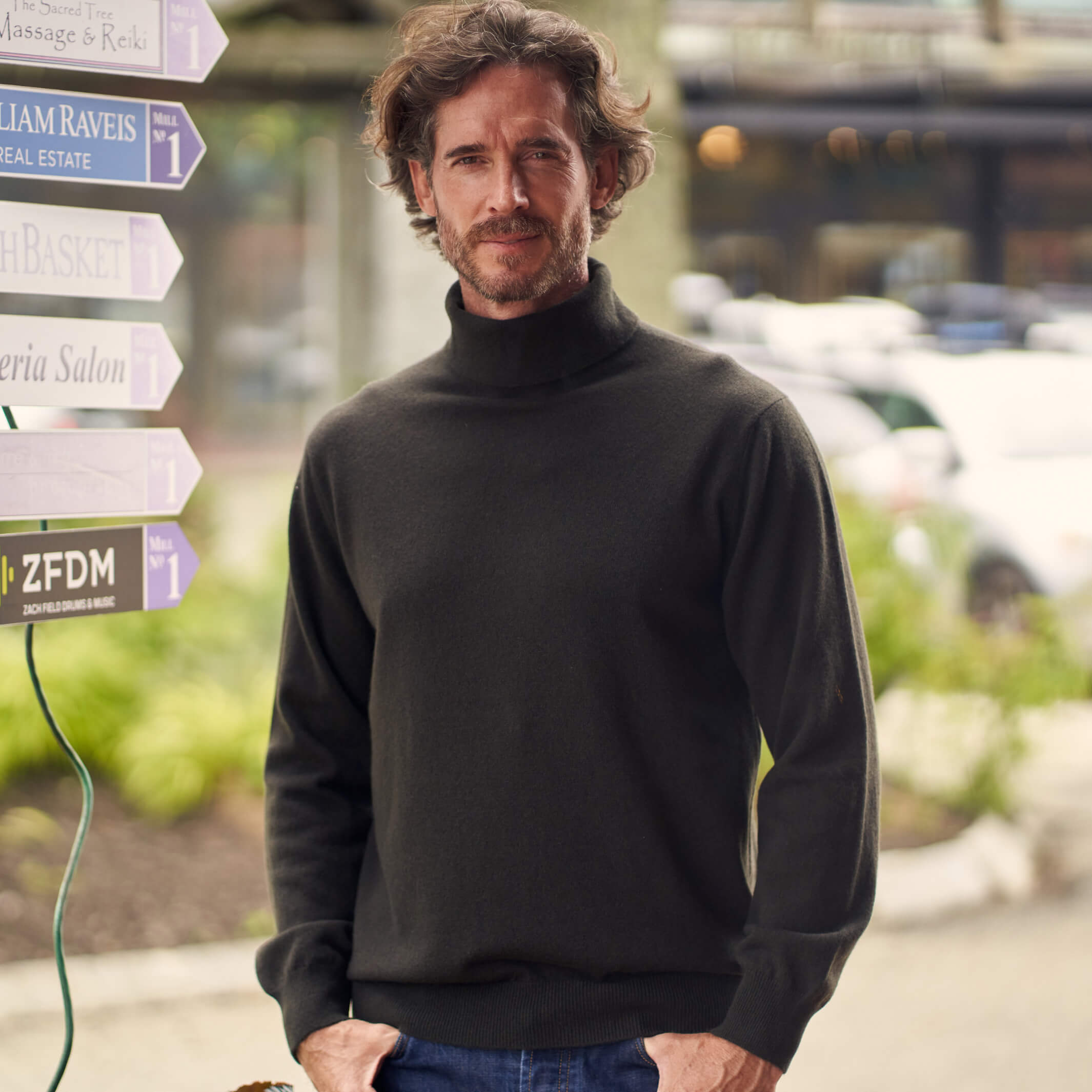 Billie Todd 100% Cashmere Two-Ply Turtleneck Sweater Made in Scotland#color_assam