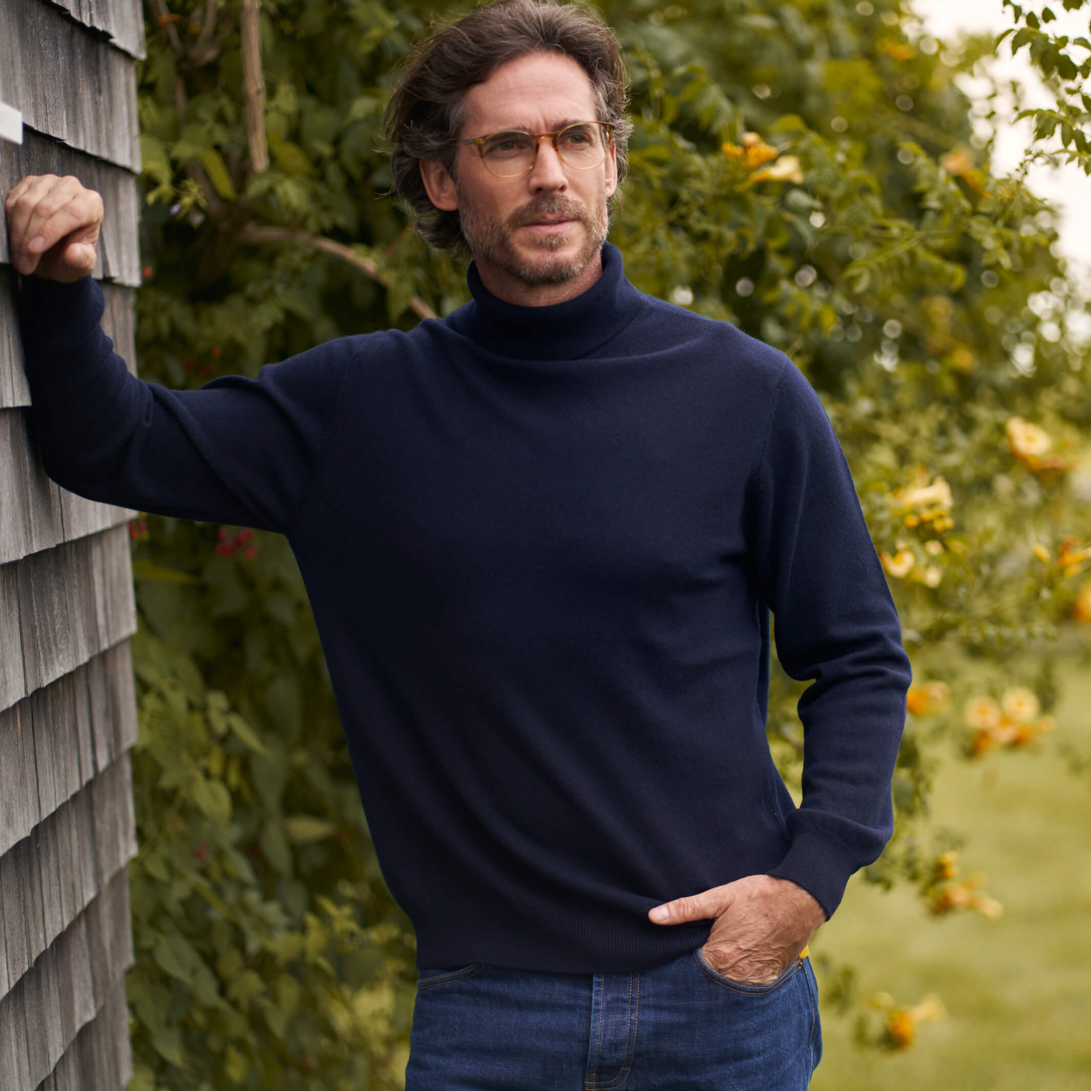 Billie Todd 100% Cashmere Two-Ply Turtleneck Sweater Made in Scotland#color_pirate-blue