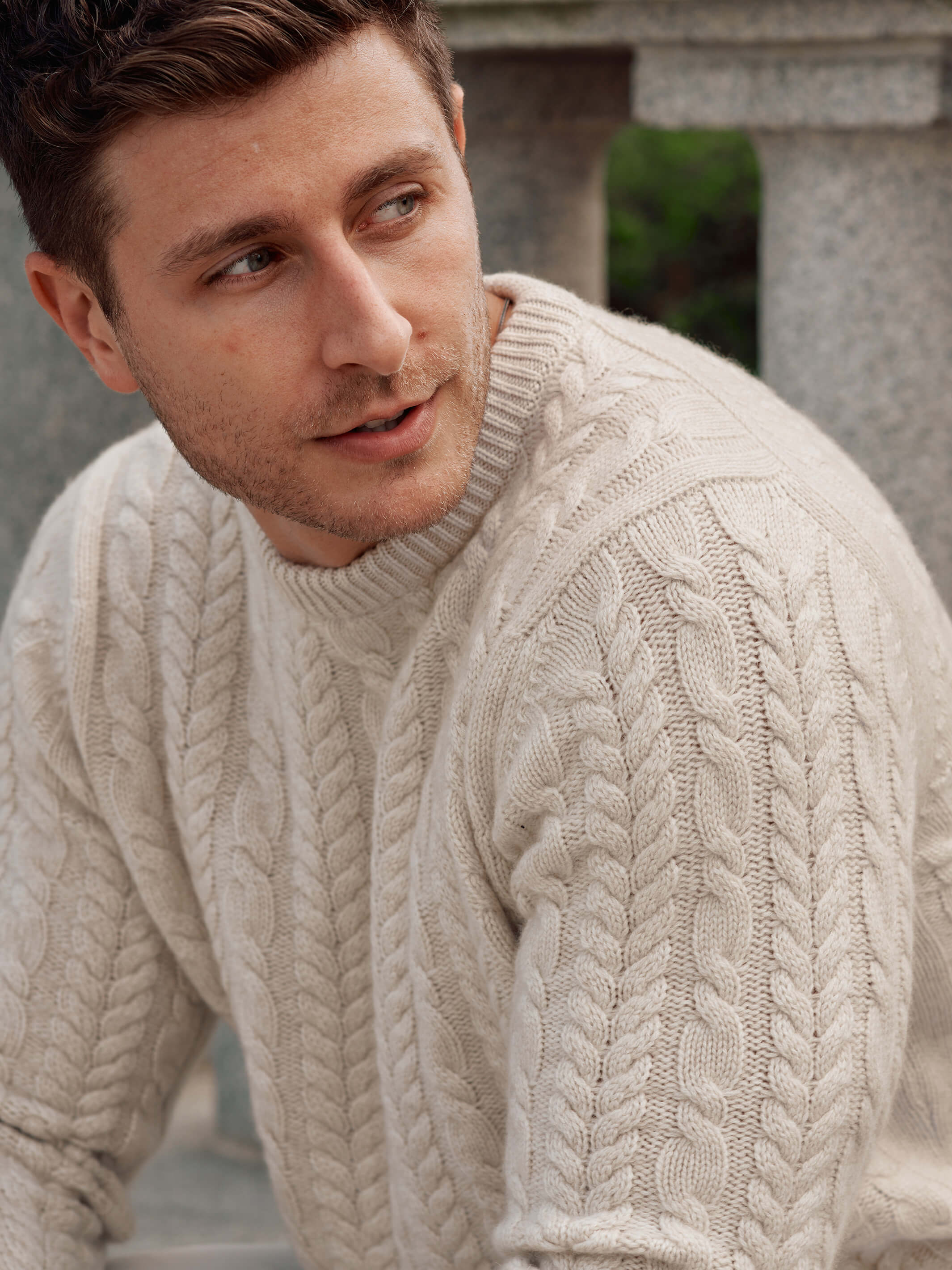 Billie Todd Cashmere Four-ply Aran Crew - Natural
