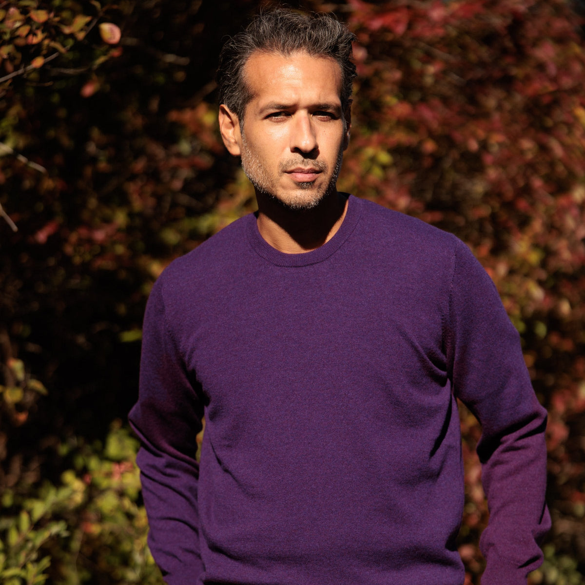 The Earnest 2-ply Scottish cashmere crewneck sweater in Knight, front view