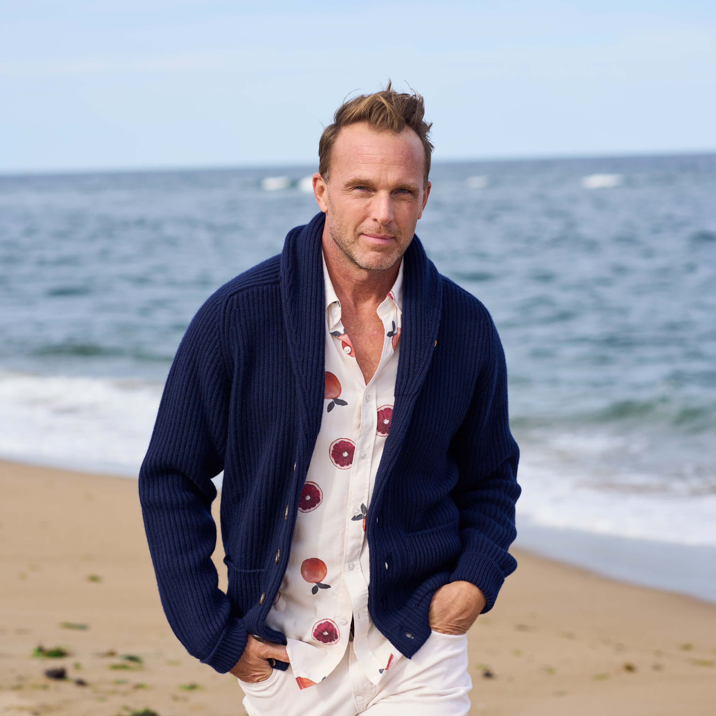 Billie Todd Eight-Ply Cashmere Shawl Cardigan Made in Scotland #color_navy