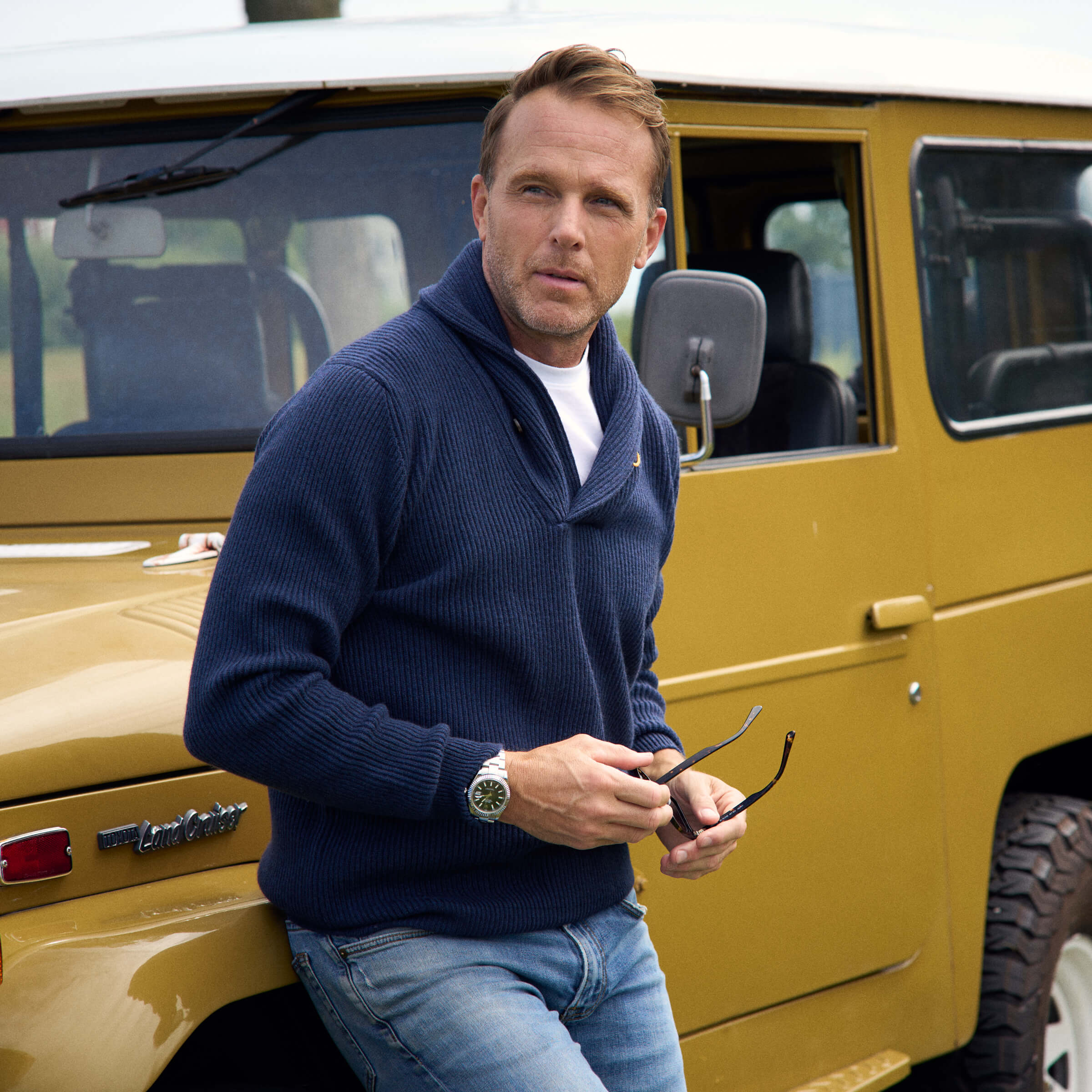 Billie Todd Four-Ply Cashmere Shawl Pullover Made in Scotland #color_slate blue