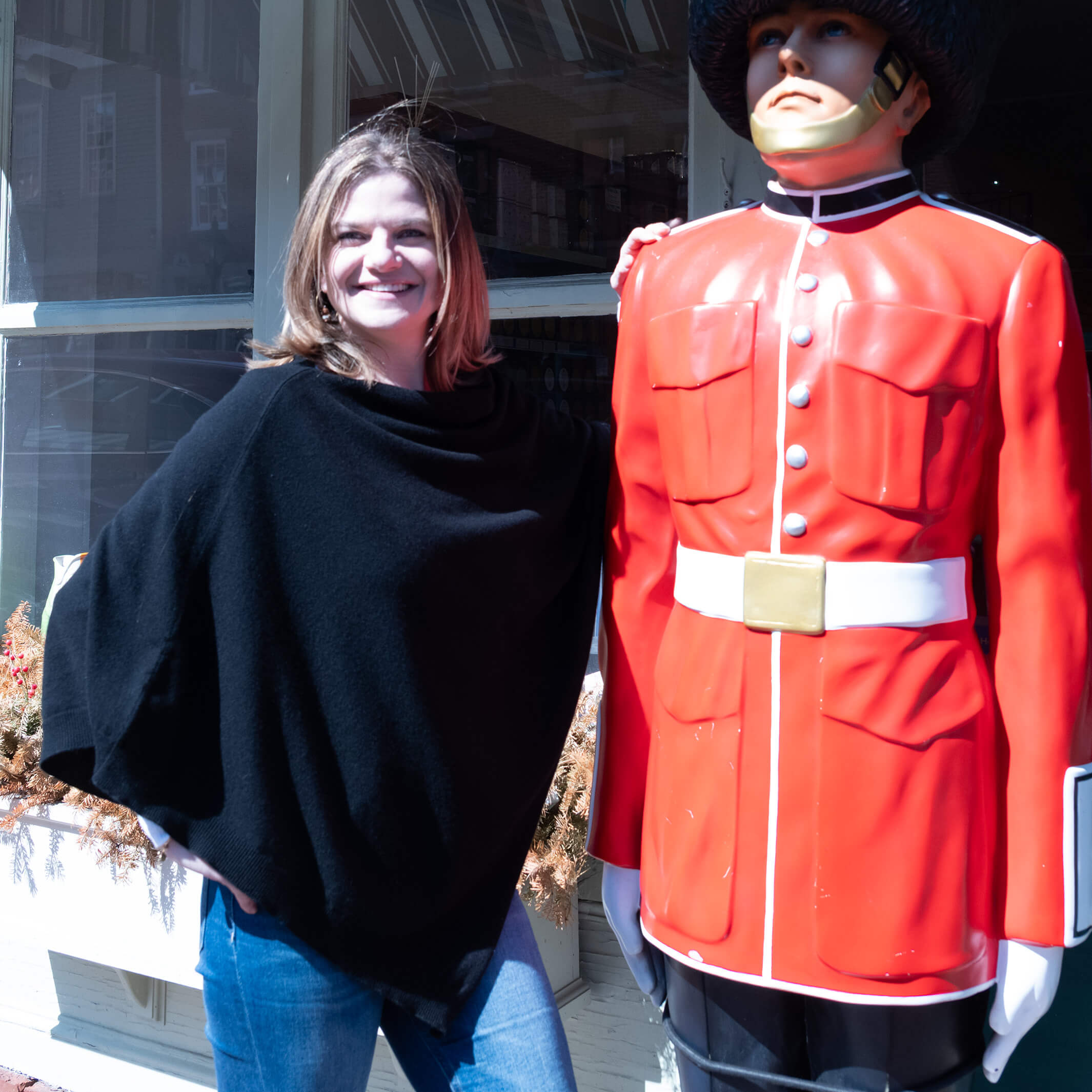Billie Todd Two-Ply Cashmere Shawl Made in Scotland #color_black