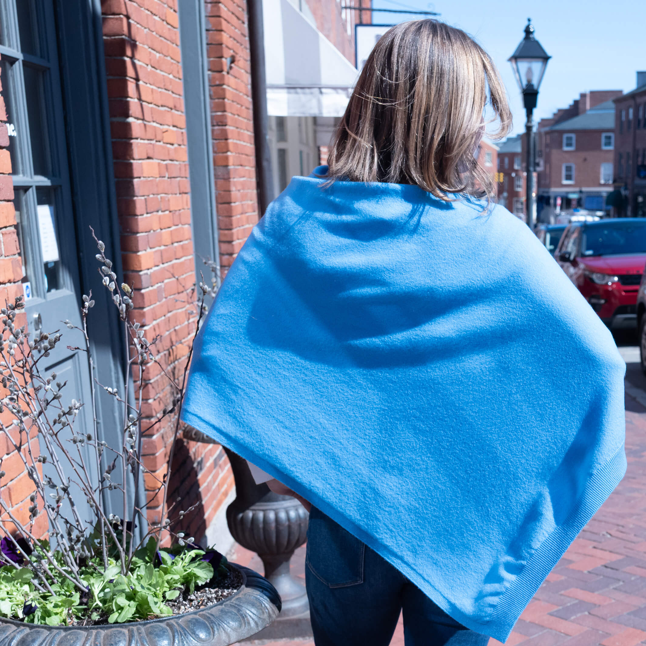 Billie Todd Two-Ply Cashmere Shawl Made in Scotland #color_saxon