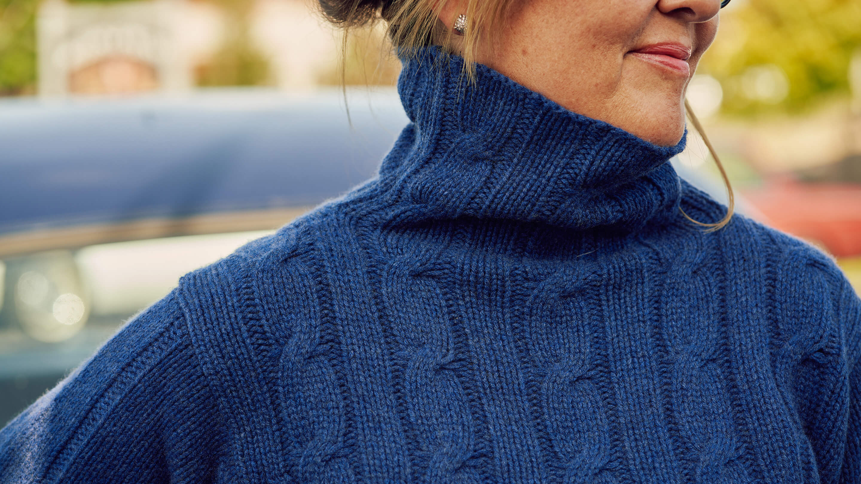 drawer カシミヤニット　ブルー　シルク　BLAMINK ludlow The Laiose 6-Ply Cashmere Funnel Sweater | Billie Todd