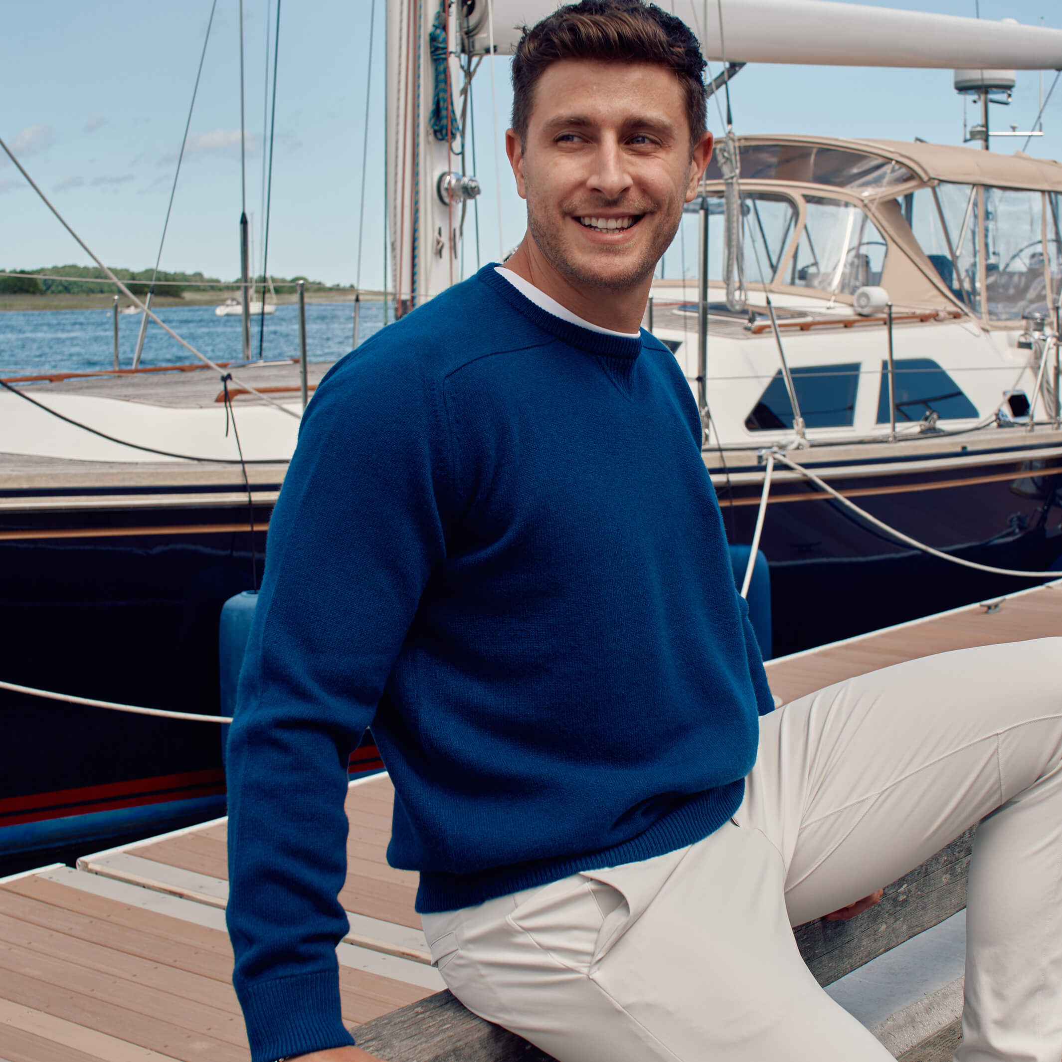 Billie Todd 100% Cashmere Four-Ply Sweatshirt Made in Scotland#color_naval jack