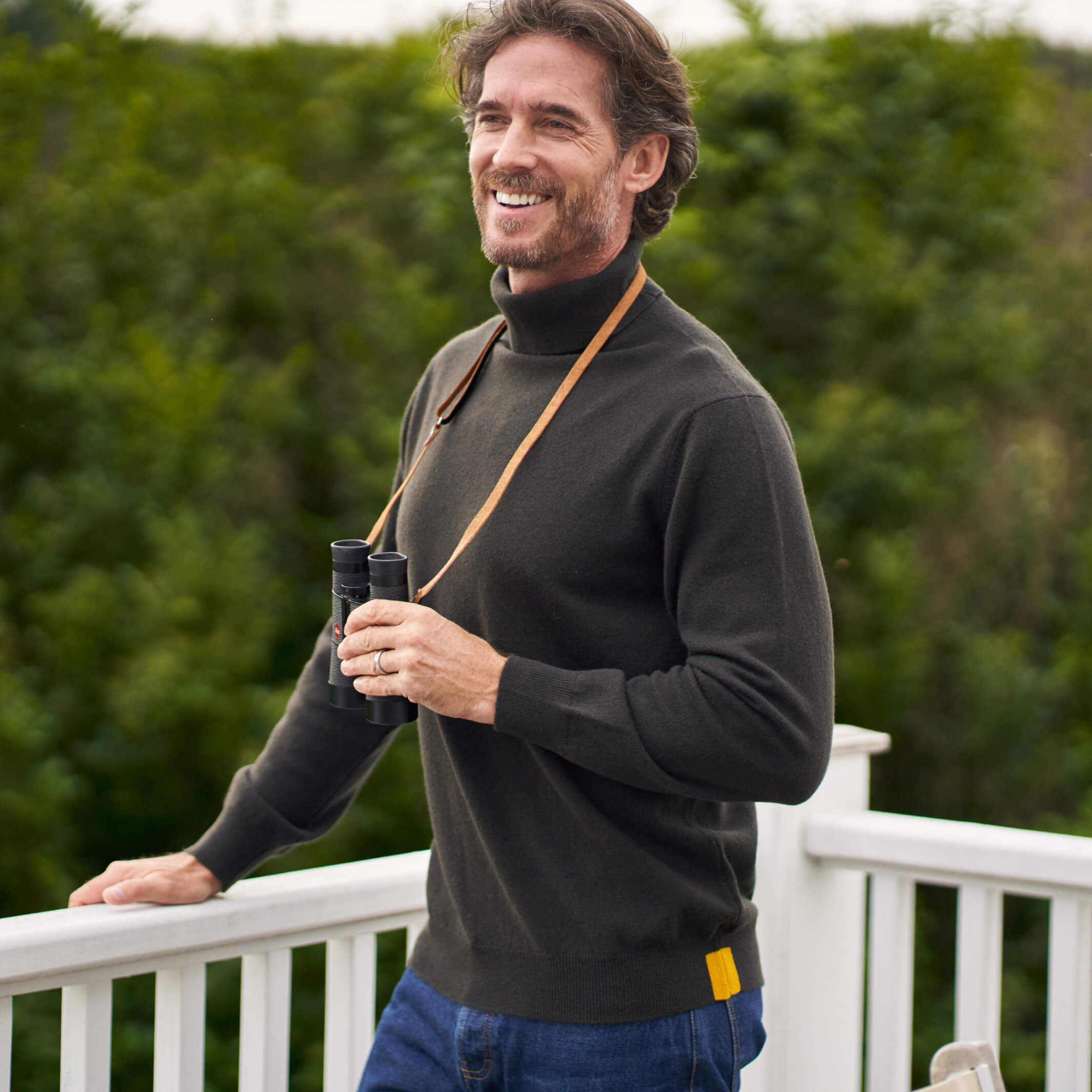 Billie Todd 100% Cashmere Two-Ply Turtleneck Sweater Made in Scotland#color_assam