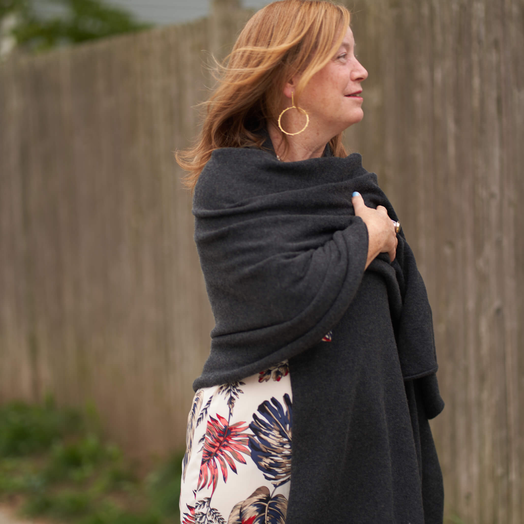 Billie Todd Four-Ply Cashmere Shawl Wrap Made in Scotland #color_charcoal