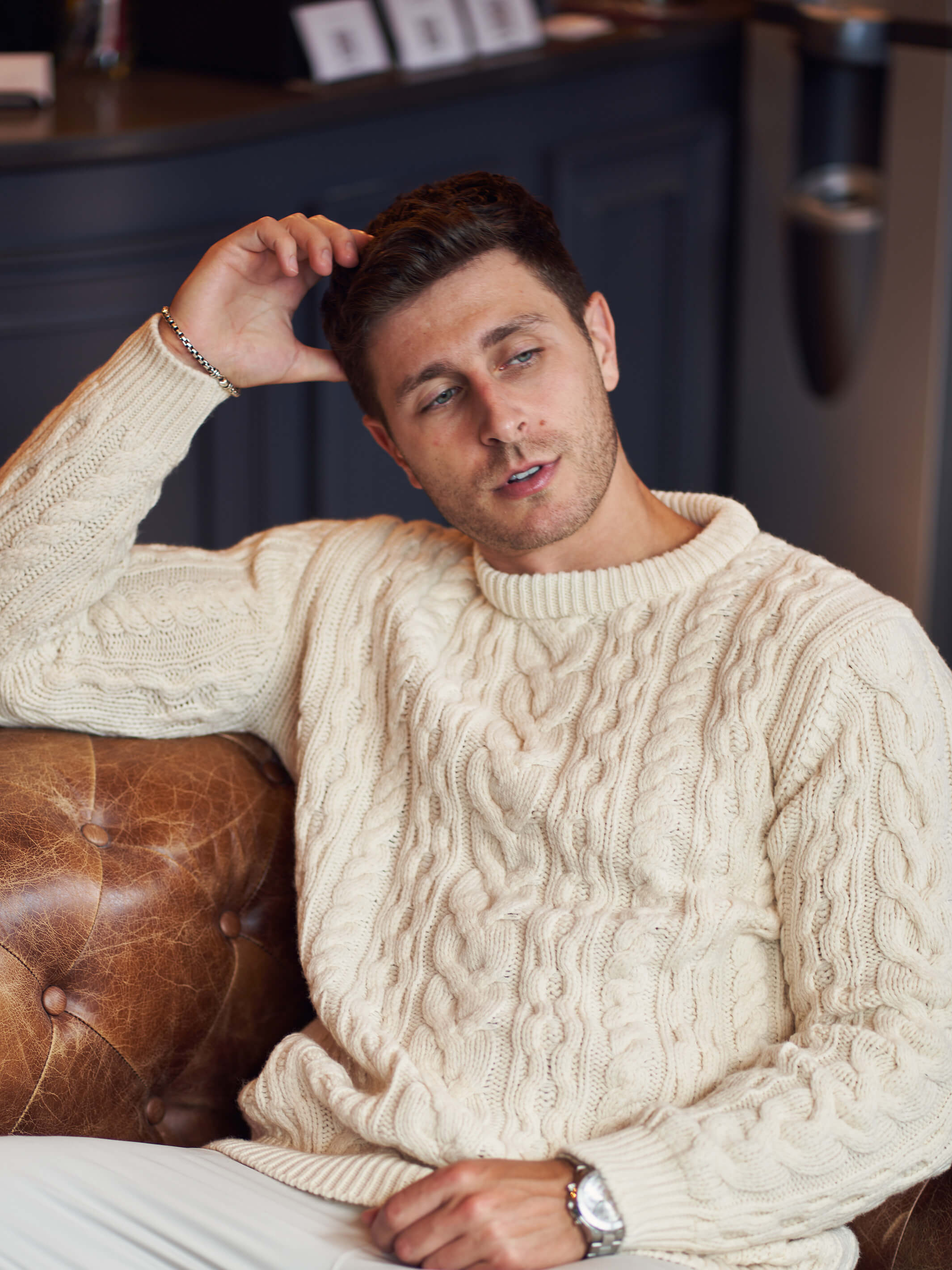 Billie Todd Lambswool Six-ply Fisherman Crew -Chalk