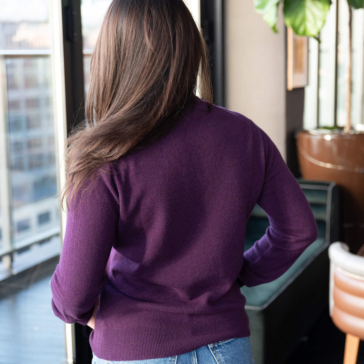 Billie Todd 100% Cashmere Two-Ply Womens V-neck plum#color_plum