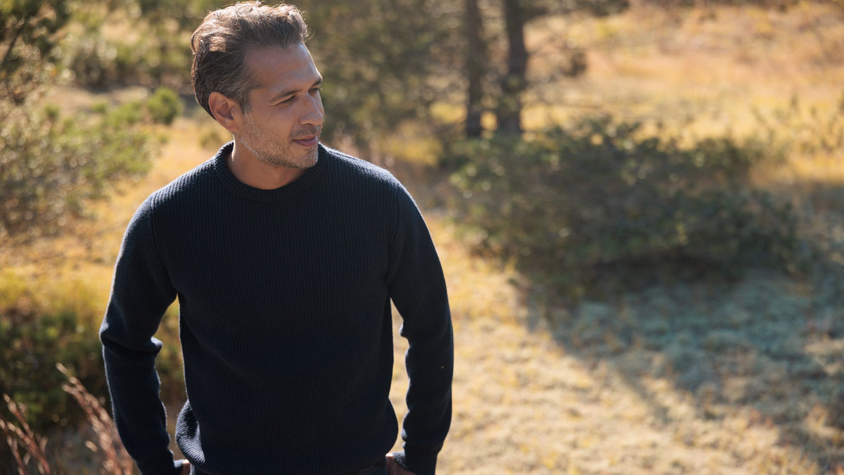 The Finlay 4-ply Scottish cashmere ribbed crewneck in Midnight, homepage hero