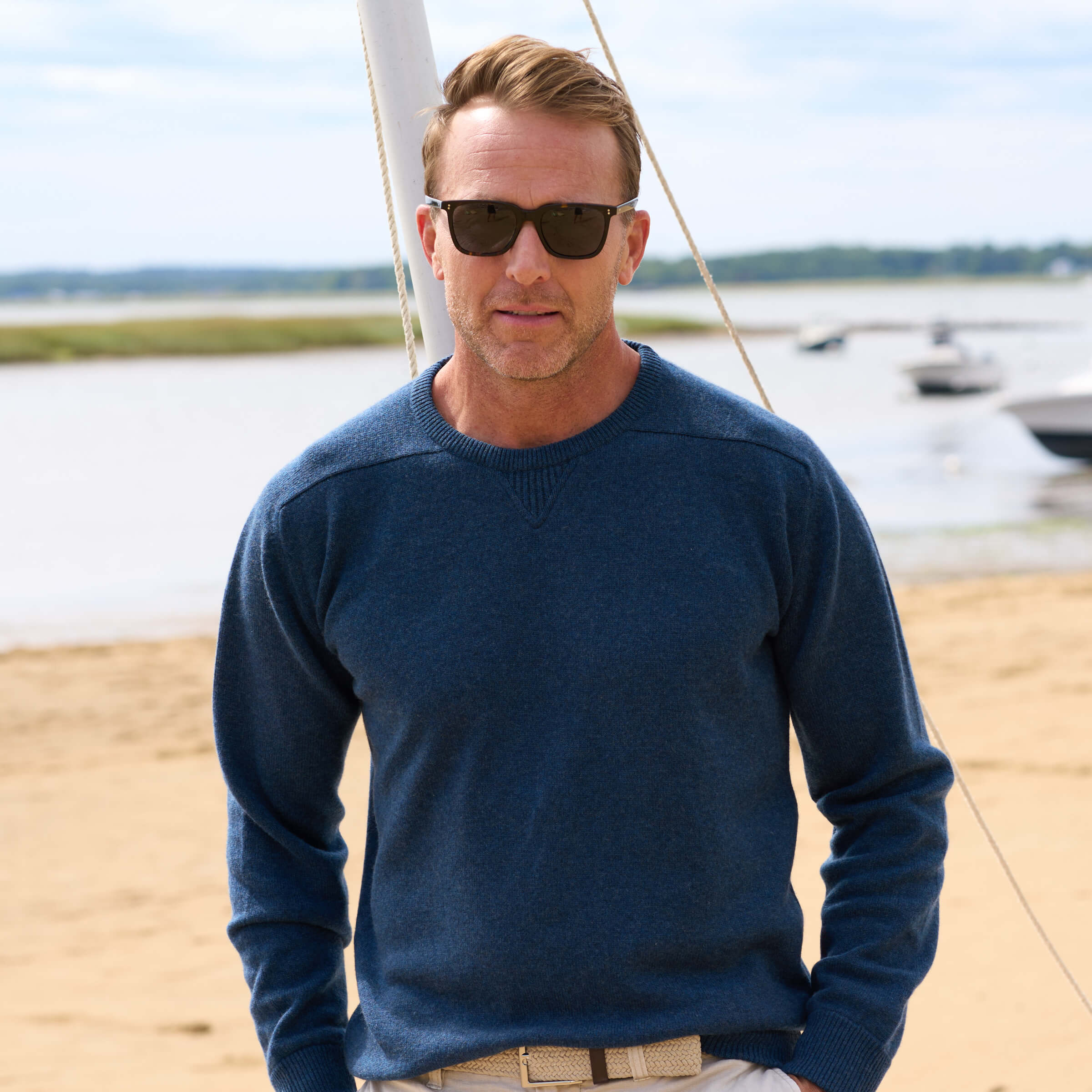 Billie Todd 100% Cashmere Four-Ply Sweatshirt Made in Scotland#color_japanese blue