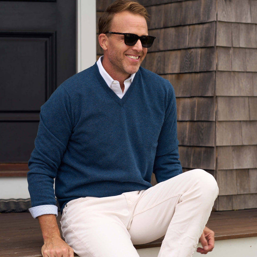 Billie Todd Two Ply Cashmere V-Neck Made in Scotland #color_japanese-blue