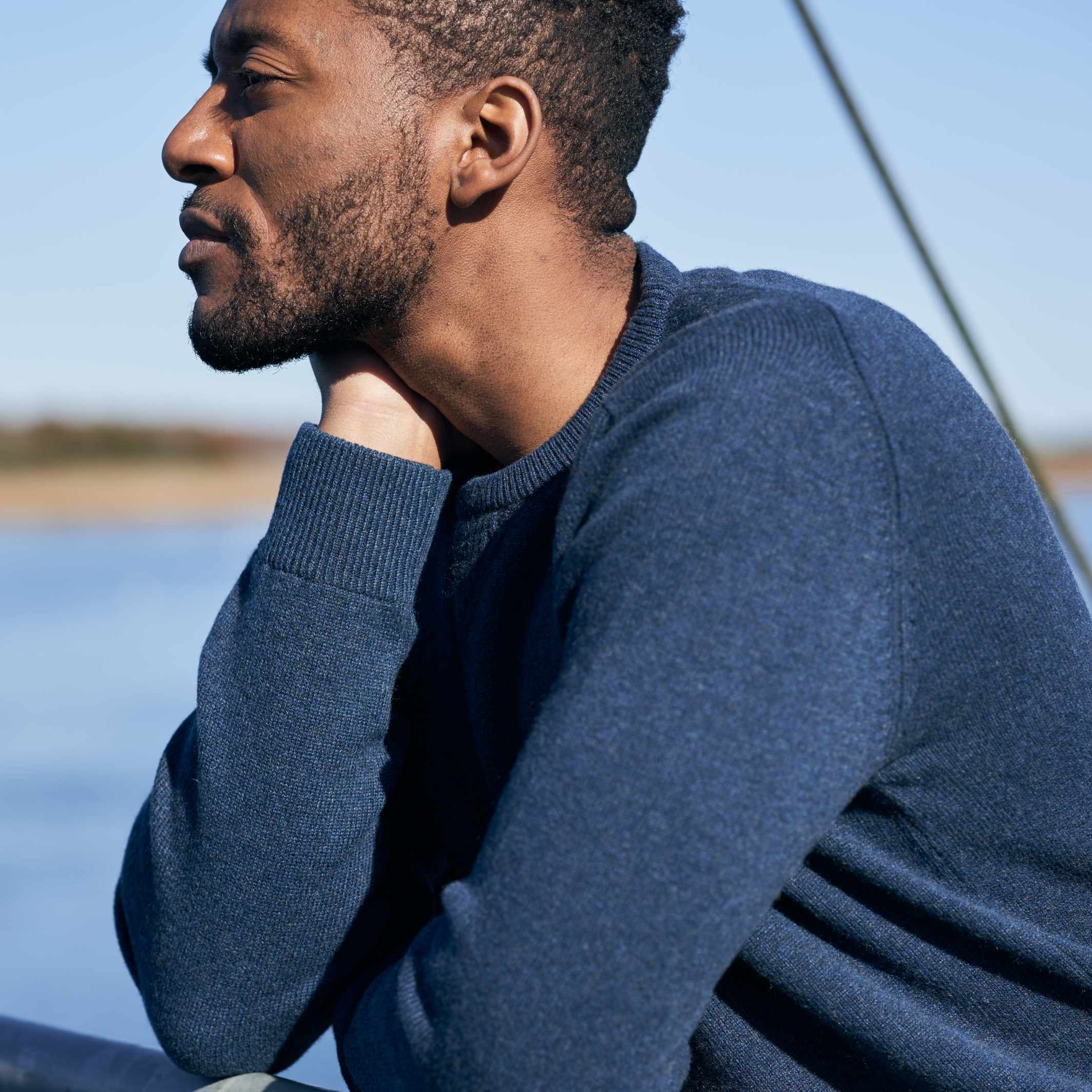 Billie Todd 100% Cashmere Four-Ply Sweatshirt Made in Scotland#color_japanese blue